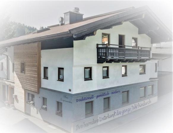 Haus Geigenmacher Хопфгартен им Бриксентал Екстериор снимка